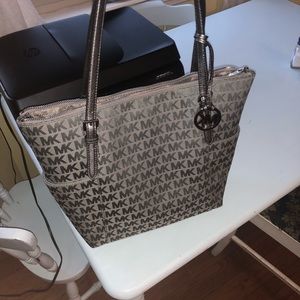 Brand new MK purse